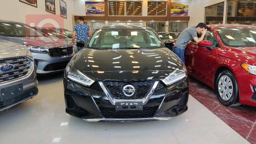 Nissan Maxima